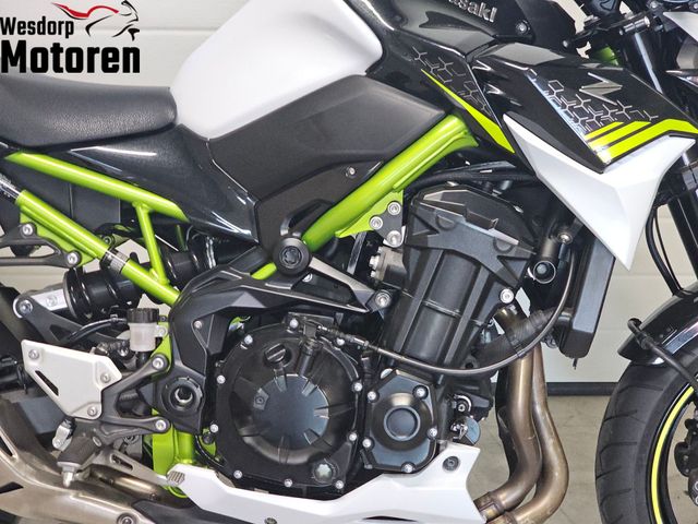 kawasaki - z900