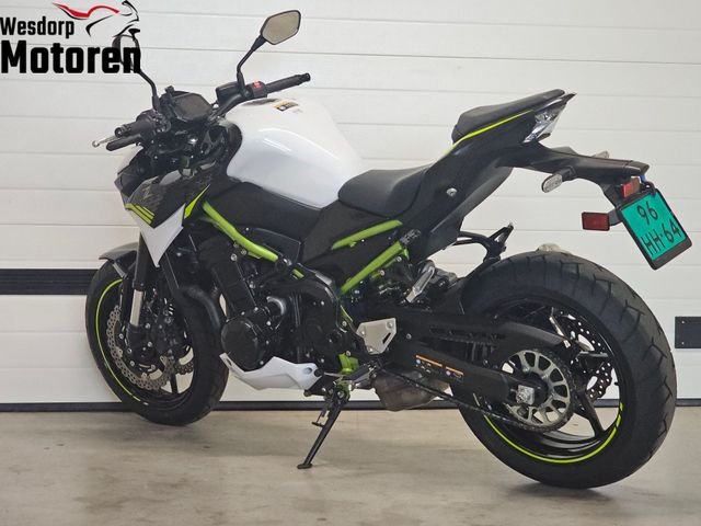 kawasaki - z900