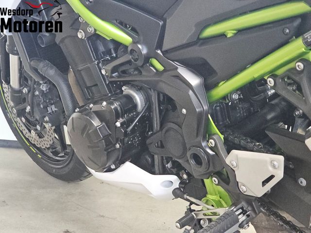 kawasaki - z900