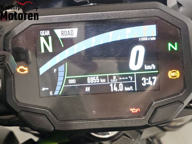 kawasaki - z900