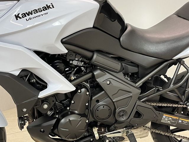 kawasaki - versys-650-grand-tourer
