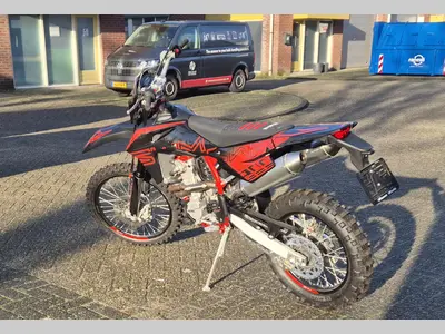 SWM RS 500 R – foto 2