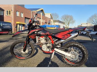 SWM RS 500 R 2025 nieuw