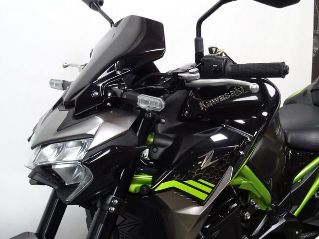 kawasaki - z900