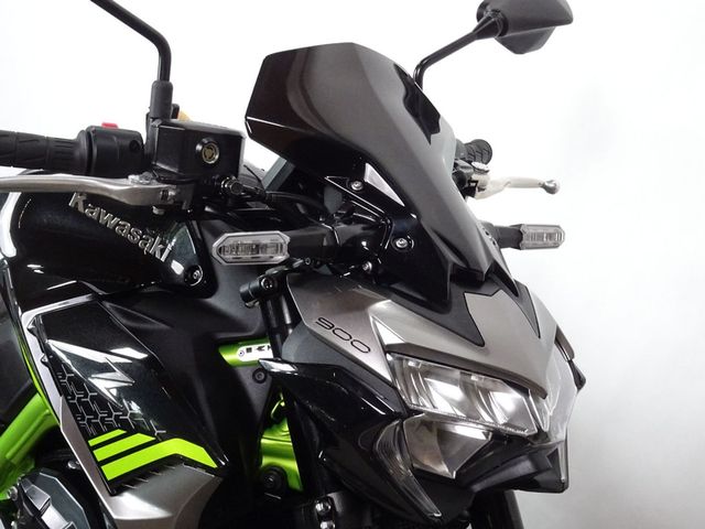 kawasaki - z900