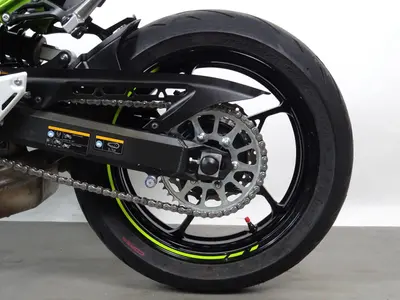KAWASAKI Z900 – foto 4