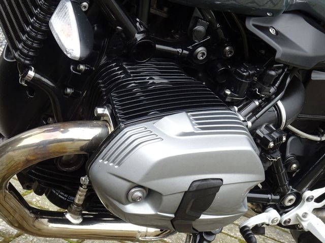 bmw - r-nine-t-pure
