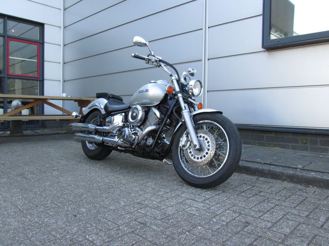 yamaha - xvs-1100-dragstar