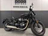 TRIUMPH BONNEVILLE BOBBER