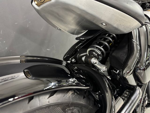triumph - bonneville-bobber