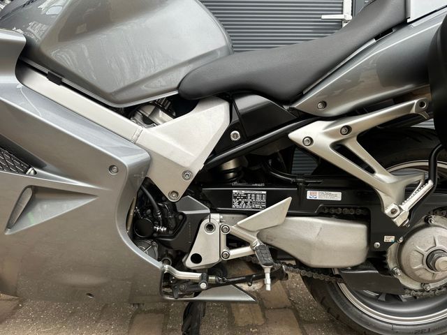 honda - vfr-800-fi-vtec-abs
