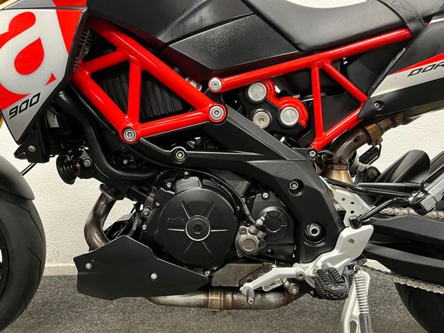 aprilia - dorsoduro-900