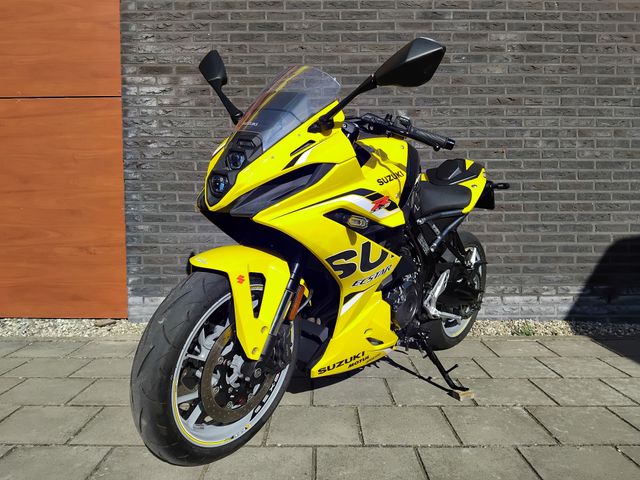 suzuki - gsx-8r