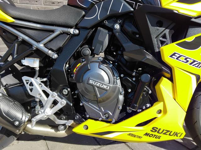 suzuki - gsx-8r