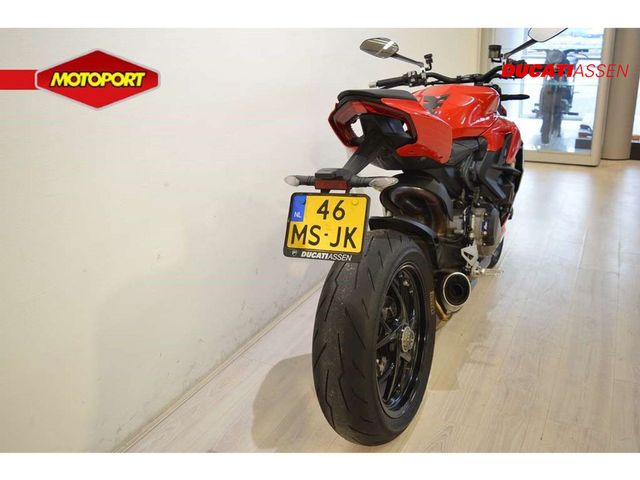 ducati - streetfighter-v2