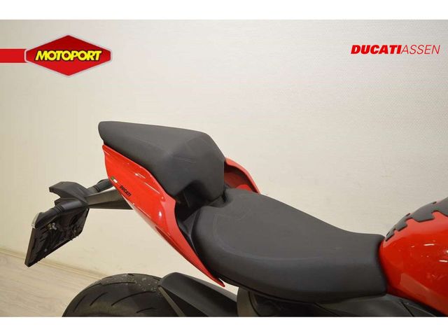 ducati - streetfighter-v2