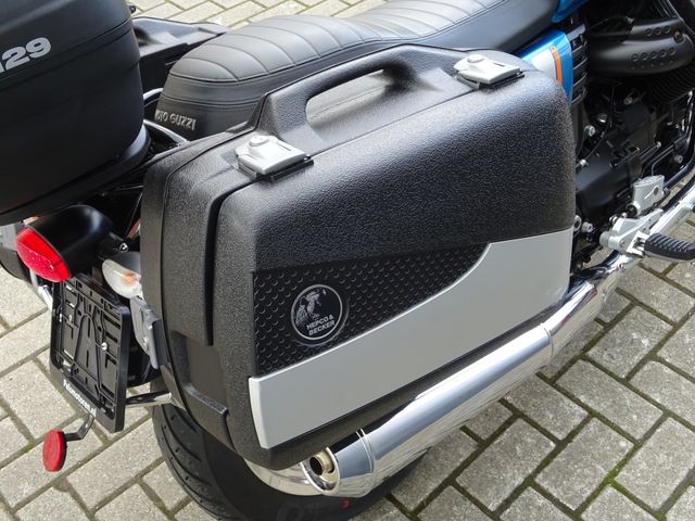 moto-guzzi - v-7-iii-special