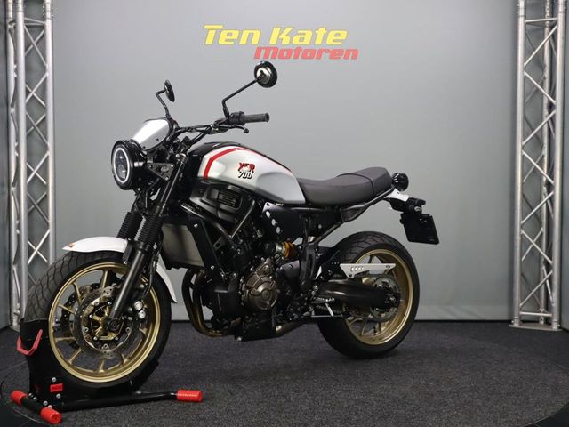 yamaha - xsr-700-xtribute