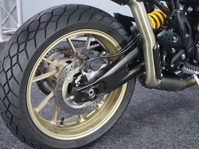 yamaha - xsr-700-xtribute