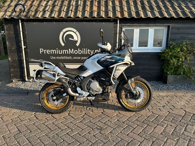 cfmoto - 700-mt-adventure