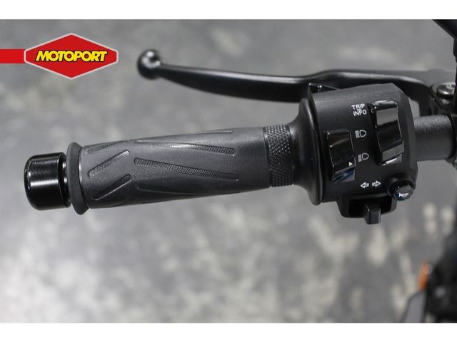 yamaha - xsr-700