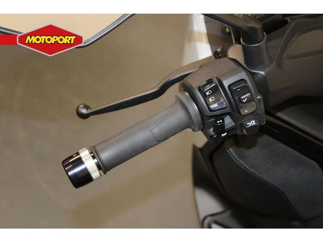 yamaha - x-max-300-tech-max