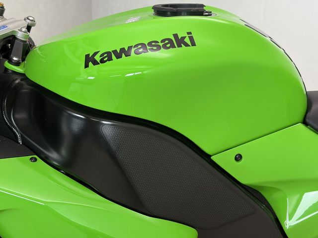 kawasaki - zx-10r-ninja