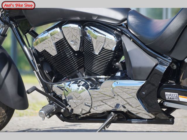 honda - vt-1300-cx-fury