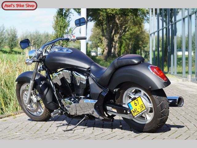 honda - vt-1300-cx-fury