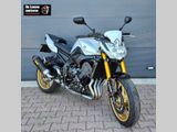 YAMAHA FZ 8