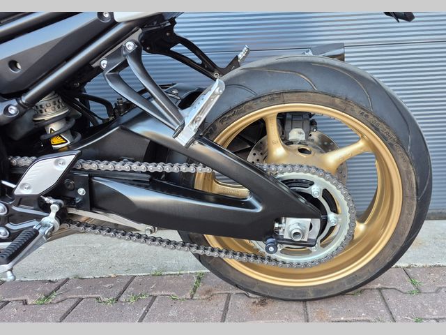 yamaha - fz-8