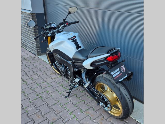 yamaha - fz-8