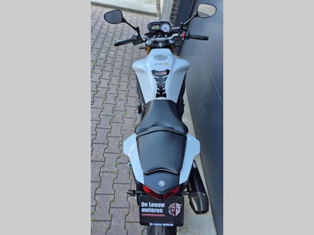 yamaha - fz-8