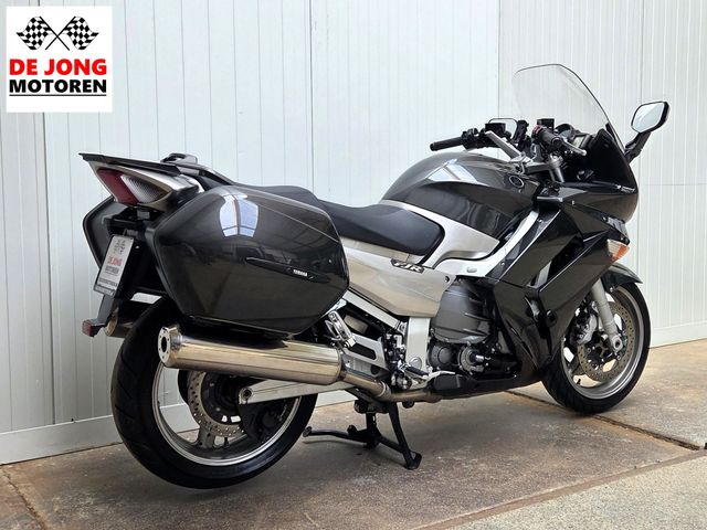 yamaha - fjr-1300
