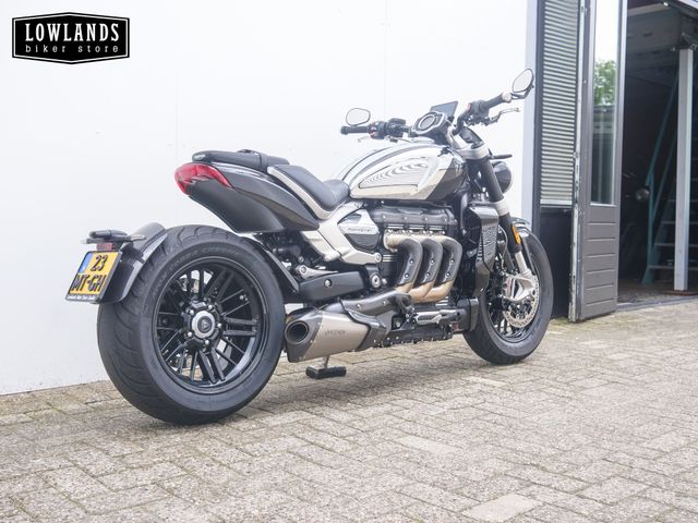 triumph - rocket-iii-r