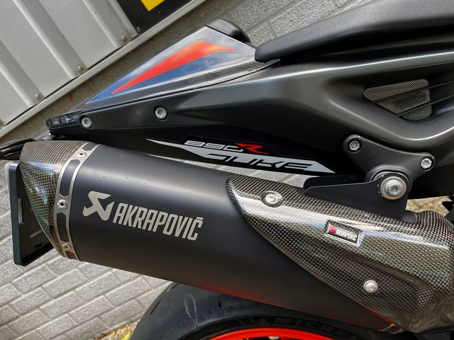 ktm - 890-duke-r