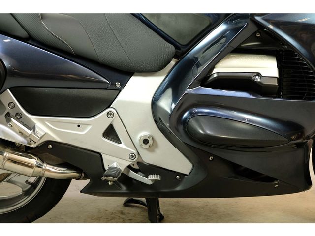 honda - st-1300-pan-european