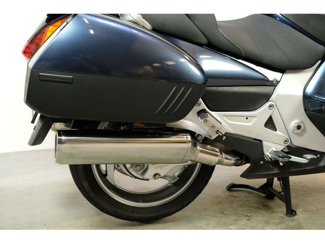 honda - st-1300-pan-european