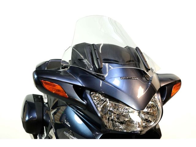 honda - st-1300-pan-european