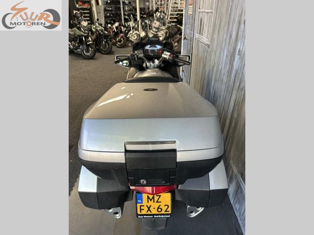 honda - st-1300-pan-european