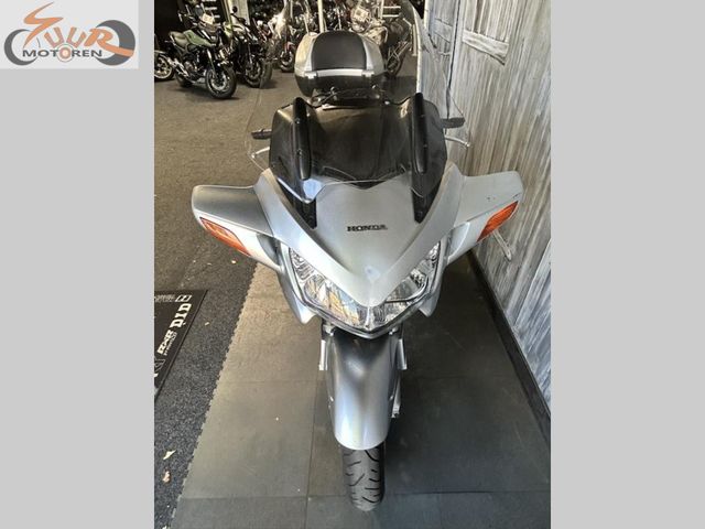 honda - st-1300-pan-european