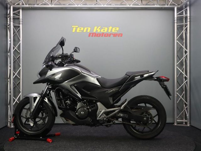 honda - nc-700-x-dct