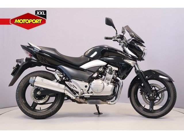 suzuki - inazuma-250