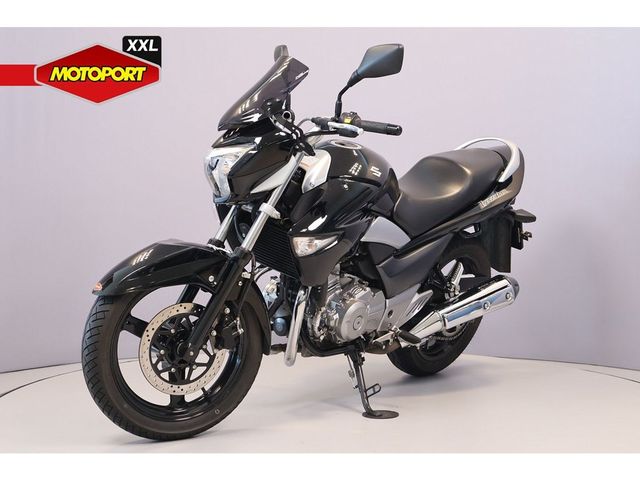 suzuki - inazuma-250