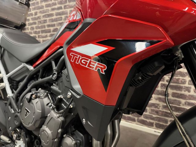 triumph - tiger-900-gt-pro
