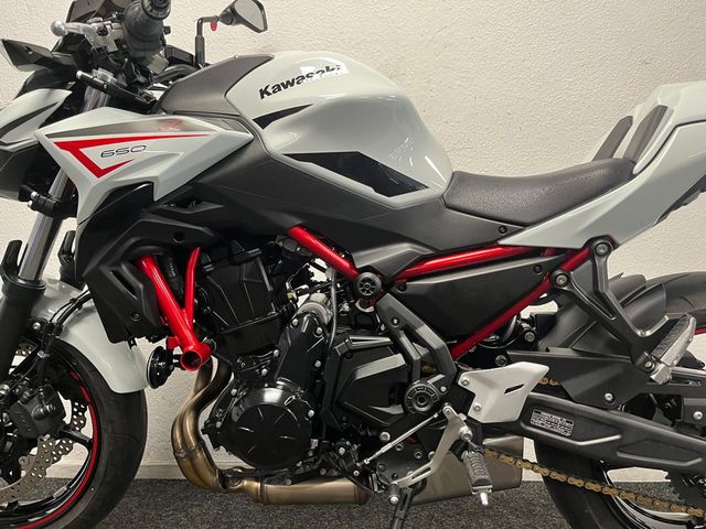 kawasaki - z650