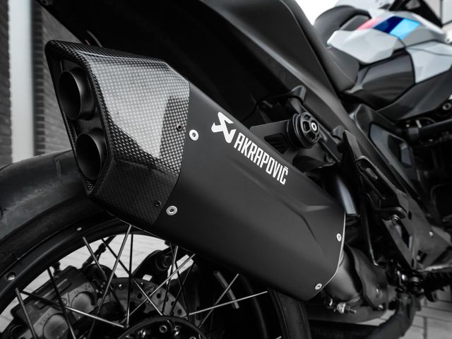 bmw - r-1300-gs
