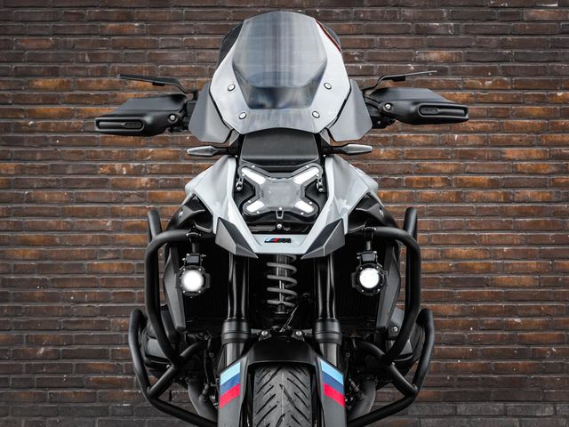 bmw - r-1300-gs