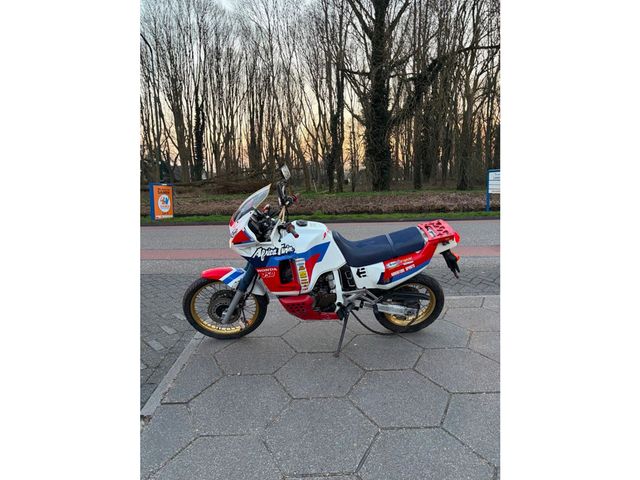honda - xrv-750-africa-twin