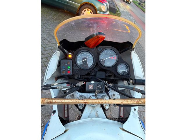 honda - xrv-750-africa-twin